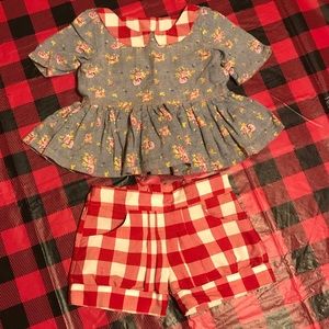 Pepper peplum top w/h Fawn bubble shorts.